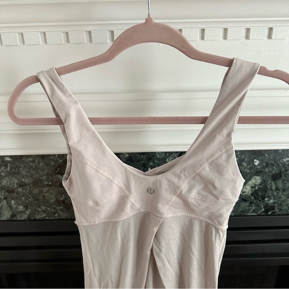 Lululemon Run: Tame Me Tank Parfait Pink, assumed size 2 - Picture 8 of 9